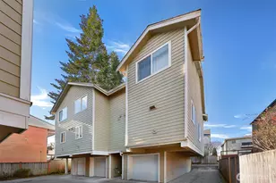 12017 32nd Ave NE, Seattle, WA 98125 - Photo 24