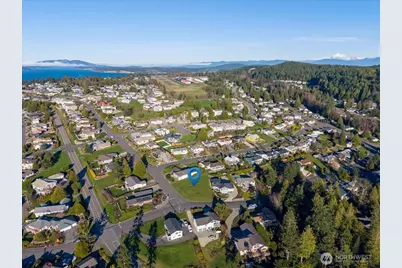 4708 Bryce Drive, Anacortes, WA 98221 - Photo 32