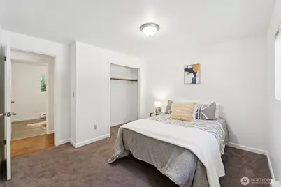 19520 Grannis Road, Bothell, WA 98012 - Photo 18