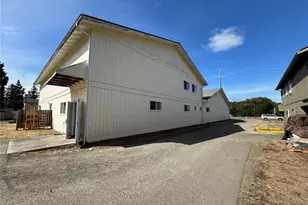 10894 Rhody Dr, Port Hadlock, WA 98339 - Photo 6