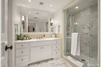 2001 Broadmoor Drive E, Seattle, WA 98112 - Photo 32