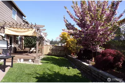 10524 191st Street E, Puyallup, WA 98374 - Photo 2