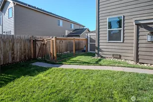 10524 191st St E, Puyallup, WA 98374 - Photo 32
