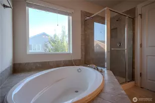 10524 191st St E, Puyallup, WA 98374 - Photo 16