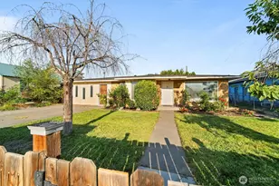 837 S Hawthorne St, Kennewick, WA 99336 - Photo 1