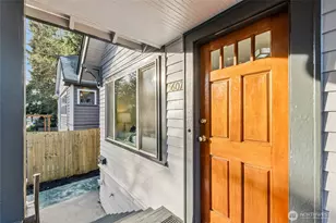 5607 5th Ave NE, Seattle, WA 98105 - Photo 4