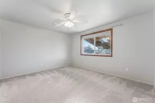 1724 S 47th St, Tacoma, WA 98408 - Photo 12