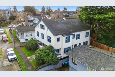1425 Palm Avenue SW, Seattle, WA 98116 - Photo 4