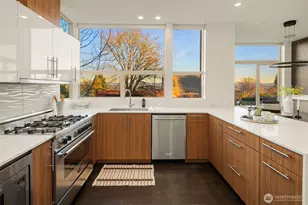 928 34th Ave, Seattle, WA 98122 - Photo 4