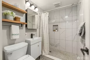 13308 1st Ave NE, Seattle, WA 98125 - Photo 12