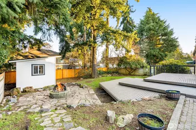 13308 1st Ave NE, Seattle, WA 98125 - Photo 20