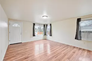 96 Dirk Ln, Kelso, WA 98626 - Photo 2