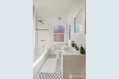 6727 6th Avenue NW, Seattle, WA 98117 - Photo 16