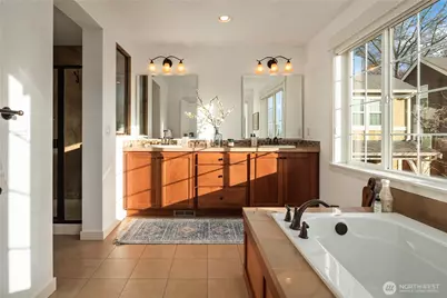 327 4th Avenue S, Kirkland, WA 98033 - Photo 20