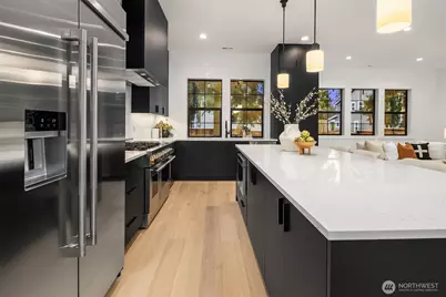 822 165th Avenue NE, Bellevue, WA 98008 - Photo 6