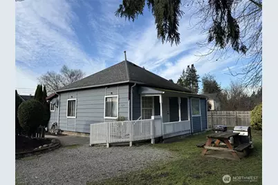 319 E Section Street, Mount Vernon, WA 98273 - Photo 1