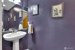 2367 Yakima Ct, Tacoma, WA 98405 - Photo 14