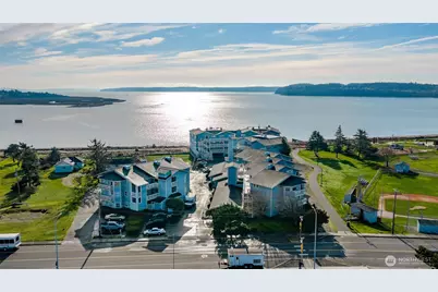 651 SE Bayshore #B301, Oak Harbor, WA 98277 - Photo 1