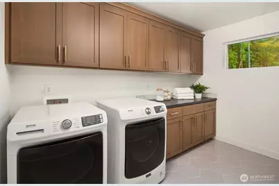 33642 Juniper Avenue SE, Black Diamond, WA 98010 - Photo 28