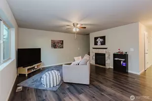 244 NE Tronson Cir, Bremerton, WA 98311 - Photo 4