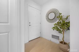 1415 6th Ave N, Seattle, WA 98109 - Photo 22