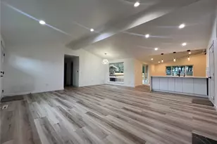 3711 Grandview Dr W, University Place, WA 98465 - Photo 6