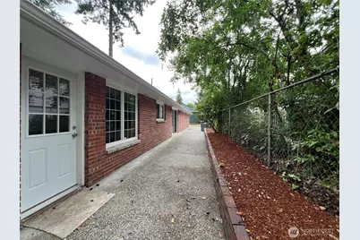 6716 Mt Tacoma Drive SW, Lakewood, WA 98499 - Photo 30