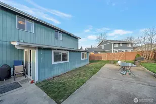 824 130th St E, Parkland, WA 98445 - Photo 26