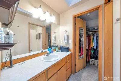 824 130th Street E, Parkland, WA 98445 - Photo 18