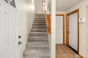 1417 N 97th St, Seattle, WA 98103 - Photo 4