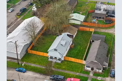 262 SW 2nd St, Chehalis, WA 98532 - Photo 2