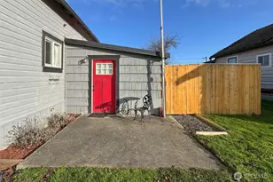 1121 Georgiana St, Port Angeles, WA 98362 - Photo 6