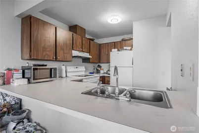 3030 S 216 Street #E, SeaTac, WA 98198 - Photo 12