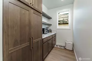 800 E 37th St, Vancouver, WA 98663 - Photo 20