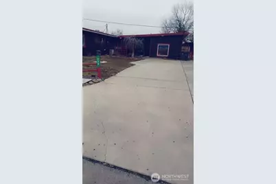 533 Fairchild Loop, Moses Lake, WA 98837 - Photo 2