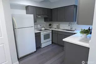 1555 Union Ave NE, Renton, WA 98059 - Photo 4