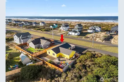 1110 Ocean Shores Boulevard SW, Ocean Shores, WA 98569 - Photo 2