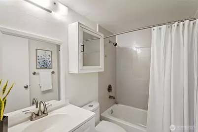 14331 124th Avenue NE #C26, Kirkland, WA 98034 - Photo 20