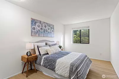 14331 124th Avenue NE #C26, Kirkland, WA 98034 - Photo 18