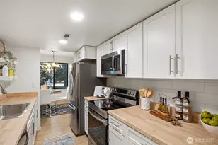 14331 124th Ave NE, Kirkland, WA 98034 - Photo 4