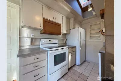 18411 12th Avenue NE, Shoreline, WA 98155 - Photo 10