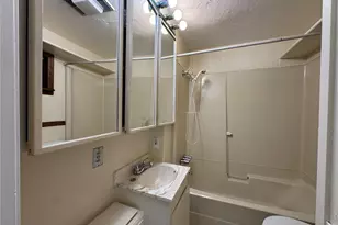 18411 12th Ave NE, Shoreline, WA 98155 - Photo 16