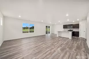 643 Salzer Crk Dr, Centralia, WA 98531 - Photo 6