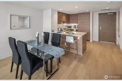 583 Battery Street #2205N, Seattle, WA 98121 - Photo 6