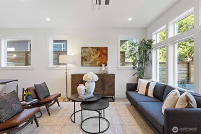 8007 25th Avenue NW, Seattle, WA 98117 - Photo 6
