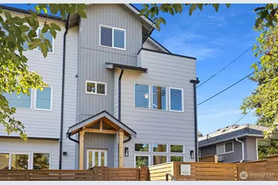 8007 25th Avenue NW, Seattle, WA 98117 - Photo 2