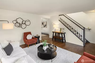 5055 7th Avenue NE, Seattle, WA 98105 - Photo 4
