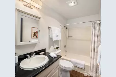 5055 7th Avenue NE, Seattle, WA 98105 - Photo 14