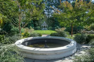 4915 Linden Ave N, Seattle, WA 98103 - Photo 38