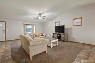 682 L St SE, Ephrata, WA 98823 - Photo 6